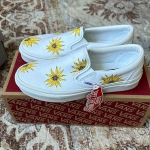 Hand made VANS design flowers! NEW SHOES